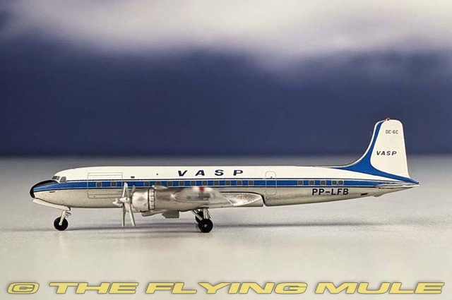 DC-6 1:400 Diecast Model - AeroClassics AL-AC419826 - $49.95