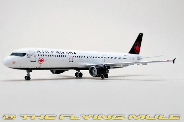 A321 1:400 Diecast Model - AeroClassics AL-ACACA0317 - $37.95