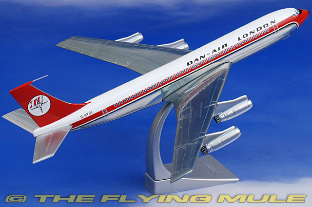 707 Diecast ModelDan-Air, London Gatwick Airport, EnglandCG-AA32912 Corgi 1:144