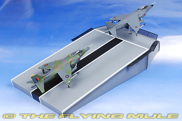 Corgi AA39901 - Diecast Model, HMS Hermes, Falkland Islands