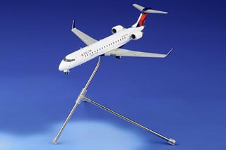CRJ700 Diecast Model, Delta Connection, N611QX