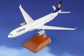 A330-300 Diecast Model, Lufthansa, D-AIKA