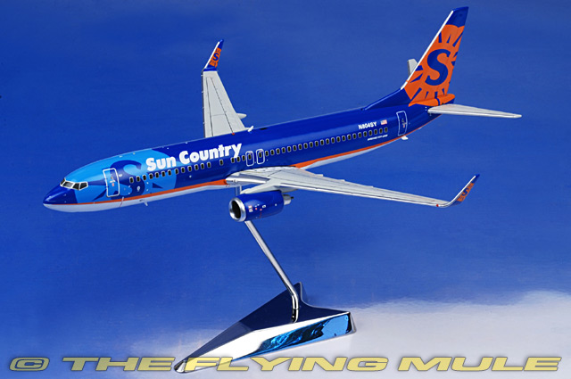 GeminiJets G2SCX093 - 737 Diecast Model, Sun Country, N804SY