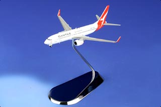 737-800 Diecast Model, Qantas, VH-VXM