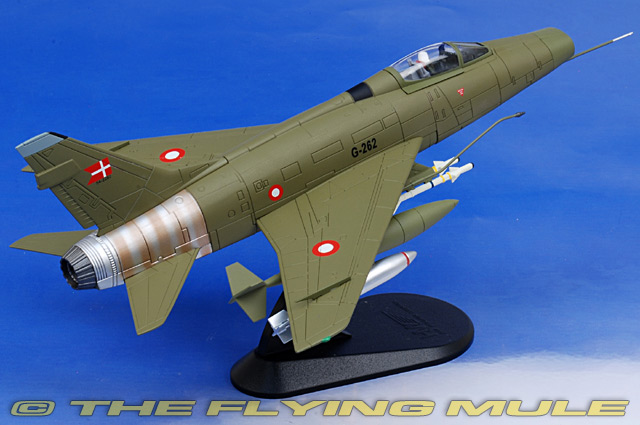 Hobby Master HA2107 - F-100 Super Sabre Diecast Model, Royal