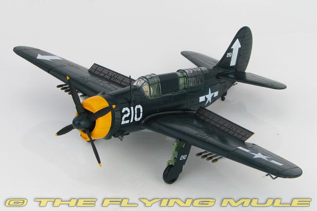 ホビーマスター 1/72 SB2C-5 ヘルダイバー フランス HA2204 Hobby