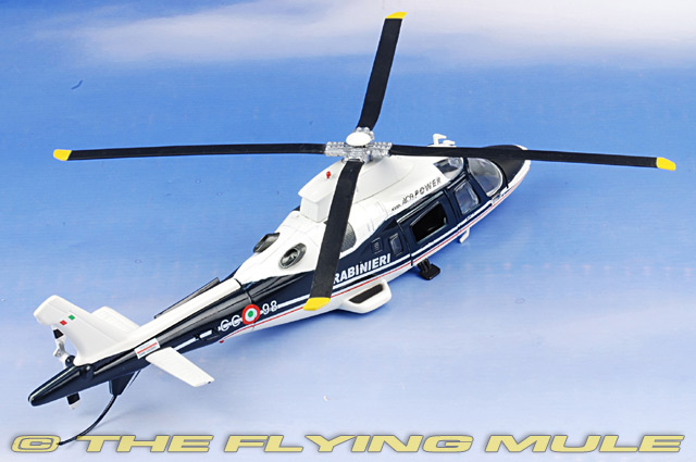 New Ray 21185 - A109 Hirundo Diecast Model, Italian Carabinieri