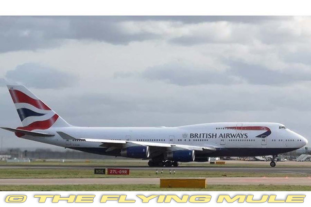 航空機・ヘリコプター Phoenix 1/400 747-400D Amazon | Phoenix 1/400 完成品 CATHAY PACIFIC for BOEING B747-400