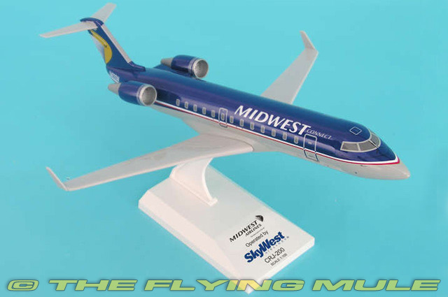 CRJ200 1:100 Display Model - Skymarks SK-SKR414 - $36.95