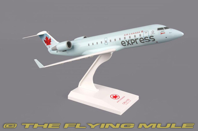 CRJ100 1:100 Display Model - Skymarks SK-SKR642 - $36.95