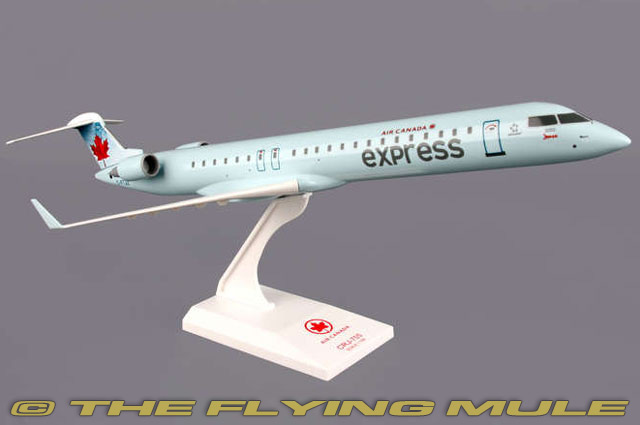 CRJ705 1:100 Display Model - Skymarks SK-SKR649 - $38.95