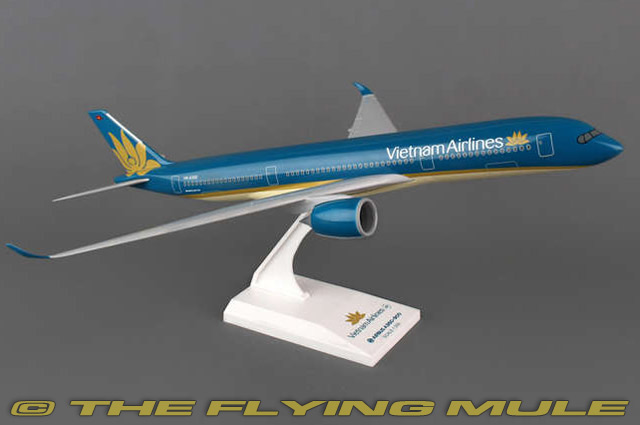 ベトナム航空.A350-900.1/200モデル A350 1:200 Display Model - Skymarks SK-SKR830 - $41.95