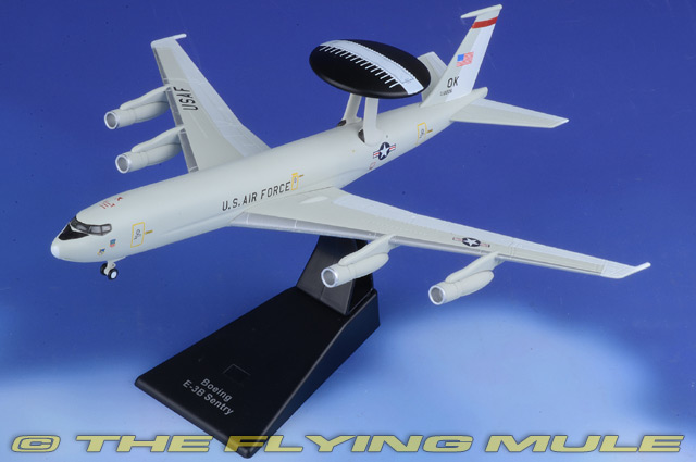 1:200 Atlas AIRCRAFT MODEL PLANE J106 Boeing E-3B Sentry US Air Force 