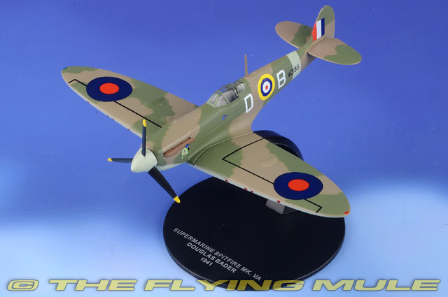 SUPERMARINE SPITFIRE MODEL AIRPLANE AIRCRAFT 1:72 SIZE 1941 RAF BATTLE BRITAIN T 