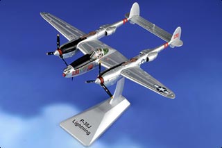 Details about   36432 Easy Model P-38L Lightning 1/72 Model Dorothy Marie/Rubie USAAF 8th FG, 