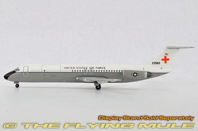 AeroClassics 1//400 C-9B Skytrain II #22583 USAF