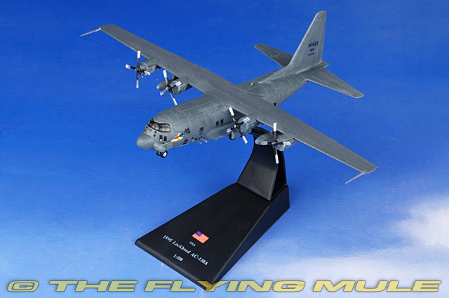 1/200 Scale 1995 Lockheed AC-130A Gunship Aircraft USAF Diecast Model 