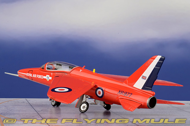 Aviation 72 - Folland Gnat T1, RAF, Red Arrows, XR977, Preserved Cosford Museum, Great Britain, 1/72 - - Sběratelské Modely Tanků A Letadel