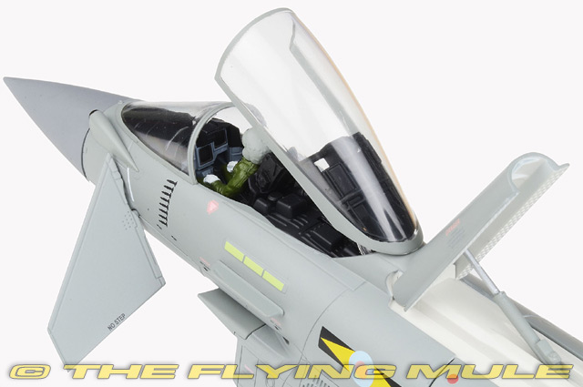 Corgi 1:48 Typhoon FGR.Mk 4 RAF No.11 Sqn ZJ935 | eBay