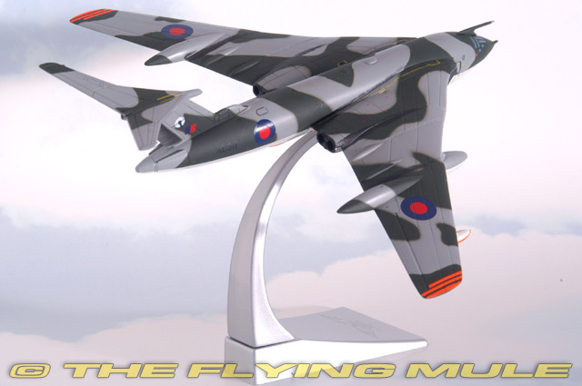 Corgi AA31603 Victor Diecast Model RAF No.55 Sqn XL511