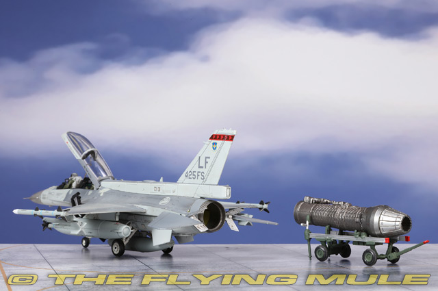 Calibre Wings 1:72 F-16D Fighting Falcon RSAF 425th FS #96-5035 | eBay