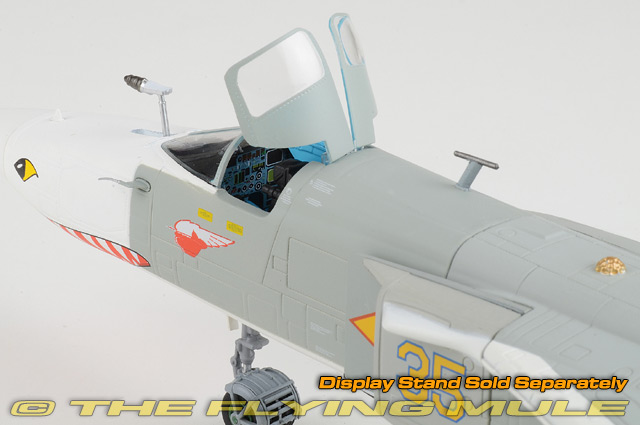 Calibre Wings 1:72 Su-24MR Fencer-E Ukrainian Air Force Yellow 35