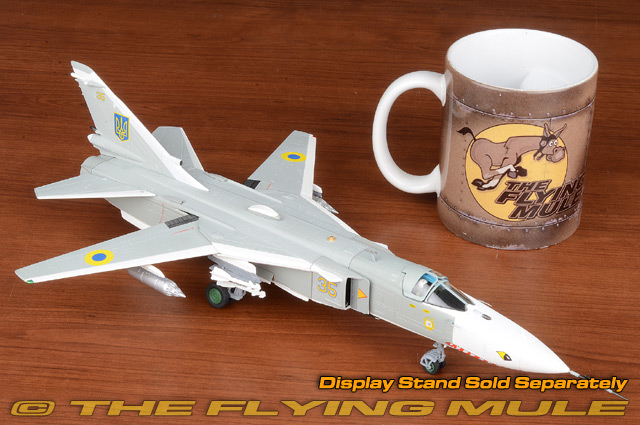 Calibre Wings 1:72 Su-24MR Fencer-E Ukrainian Air Force Yellow 35