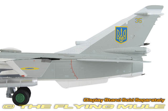 Calibre Wings 1:72 Su-24MR Fencer-E Ukrainian Air Force Yellow 35