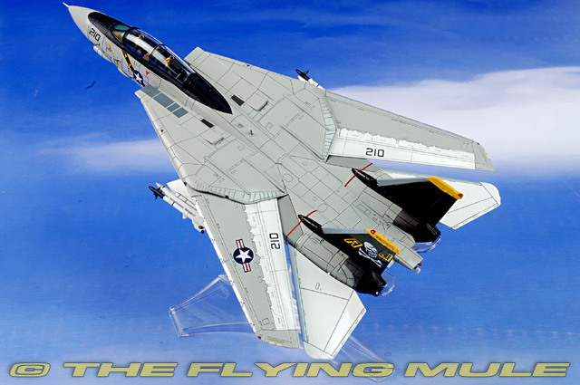 F-14A TOMCAT VF-84 JOLLY ROGERS AJ207 78 (1 72 748019) 完成品