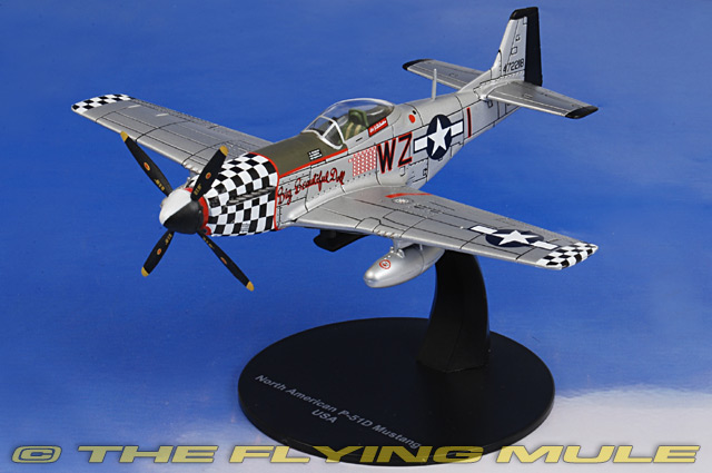 DeAgostini WWII P-51D Mustang Big Beautiful Doll 1/72 Diecast