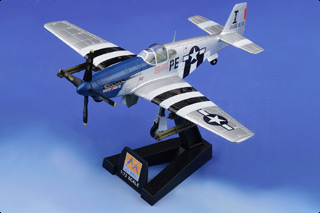 P-51B Mustang Display Model, USAAF 352nd FG, 327th FS Blue Nosed Bastards