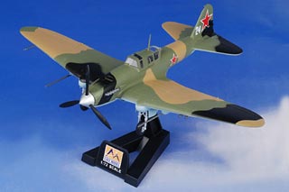 Il-2 Sturmovik Display Model, Soviet Air Force 76th GvShAD, White 24, USSR