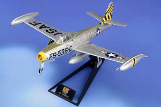 F-84E Thunderjet Display Model, USAF 8th FBS, Donald James