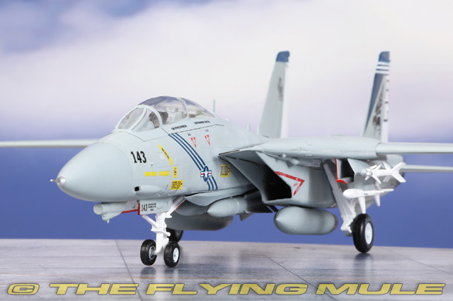 Easy Model 1:72 F-14B Tomcat USN VF-143 Pukin Dogs AG143 | eBay
