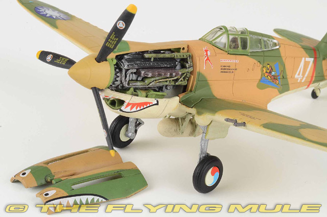 FORCES OF VALOR① Forces of Valor 1:72 P-40B Warhawk AVG Flying Tigers 3rd PS Robert