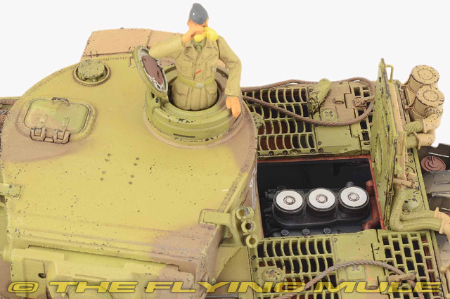 Forces of Valor 1:32 Sd.Kfz.181 Tiger German Army sPzAbt 501 #121