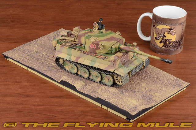 Forces of Valor 1:32 Sd.Kfz.181 Tiger German Army sPzAbt 505 #100
