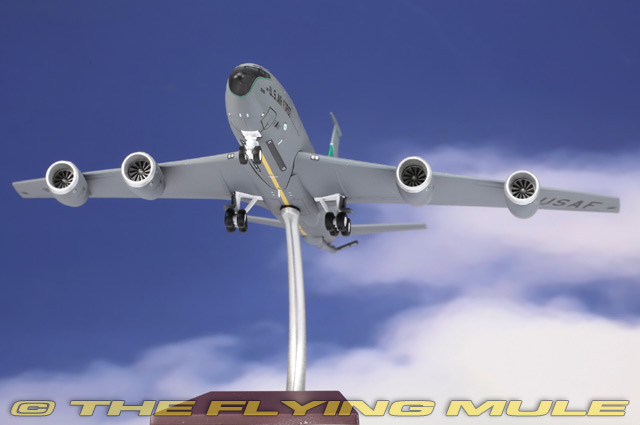 GeminiJets 1:200 KC-135R Stratotanker USAF 101st ARW ME ANG #58