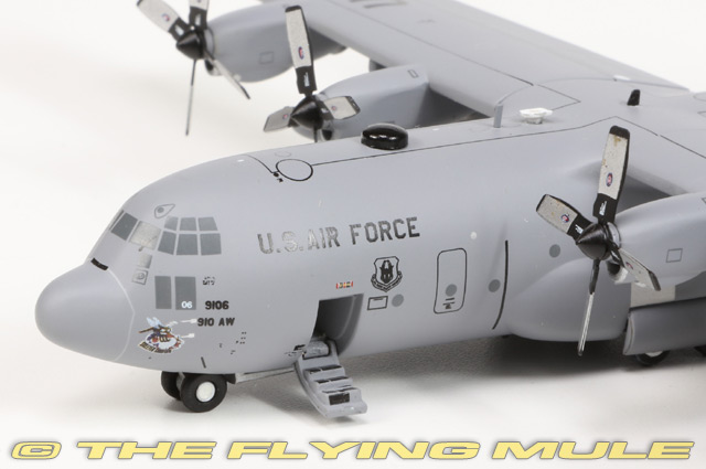 GeminiJets 1:200 C-130H Hercules USAF 910th AW #89-9106 | eBay
