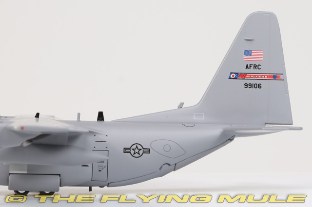 GeminiJets 1:200 C-130H Hercules USAF 910th AW #89-9106 | eBay