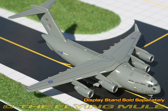 USA C-17 Globemaster III Transport Plane 1:200 Scale Diecast Display Model with Stand for Decoration or Collection Gift