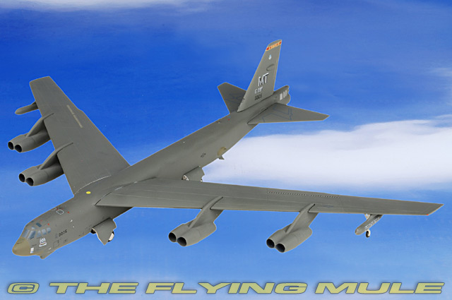 1:200 Boeing B-52 Stratofortress Strategic Bomber Metal Airplane Model,USAF 2017 