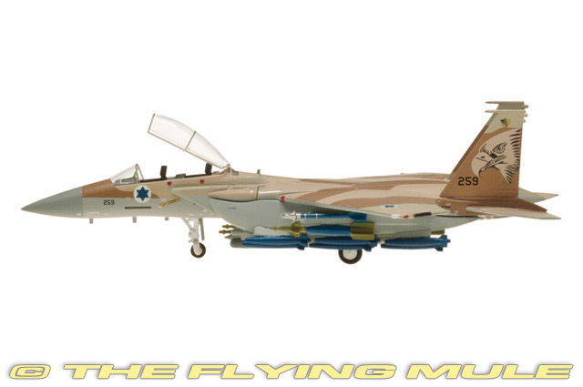 Takara World Wings Museum 1/200 American Air Force F-15C Flying Type