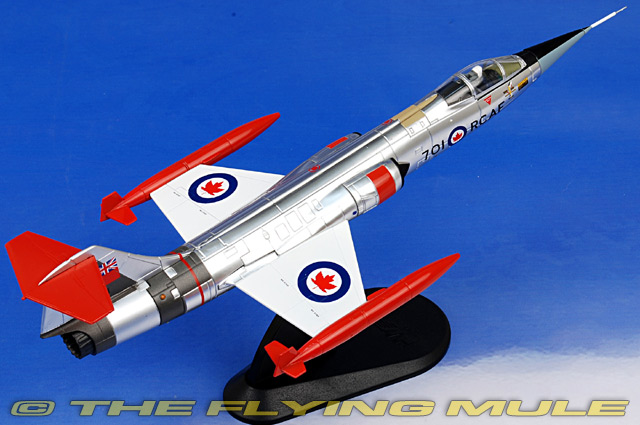 Hobby Master CF-104 Starfighter 421 Squadron Toothbrush 104805 Canada 1983 1//72 diecast Plane Model Aircraft