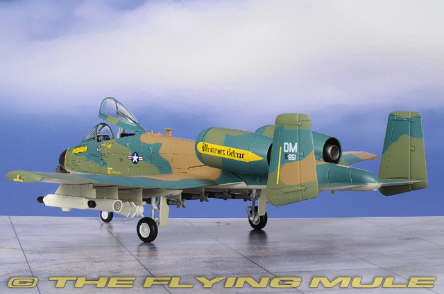 Hobby Master 1:72 A-10C Thunderbolt II USAF A-10 Demo Team Memphis