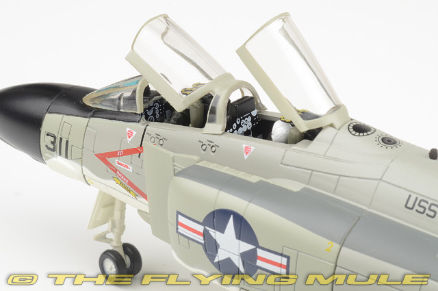 Hobby Master 1:72 F-4B Phantom II USN VF-143 Pukin Dogs NK311 | eBay