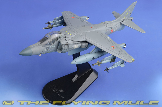 Harrier store diecast model