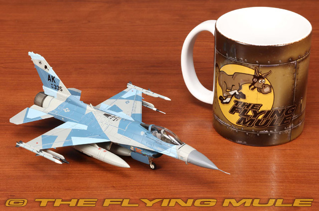 Hobby Master 1:72 F-16C Fighting Falcon USAF 354th WG, 18th AGRS