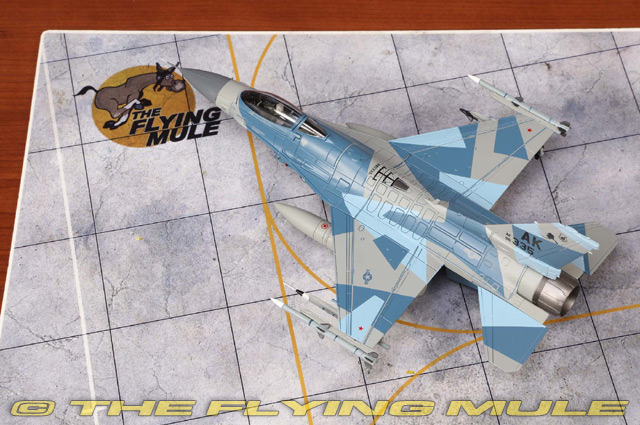 Hobby Master 1:72 F-16C Fighting Falcon USAF 354th WG, 18th AGRS