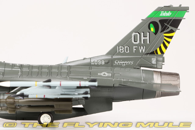 【開封済美品】HOBBY MASTER F-16 Fighting Falcon 開封済美品】HOBBY MASTER F-16 Fighting Falcon